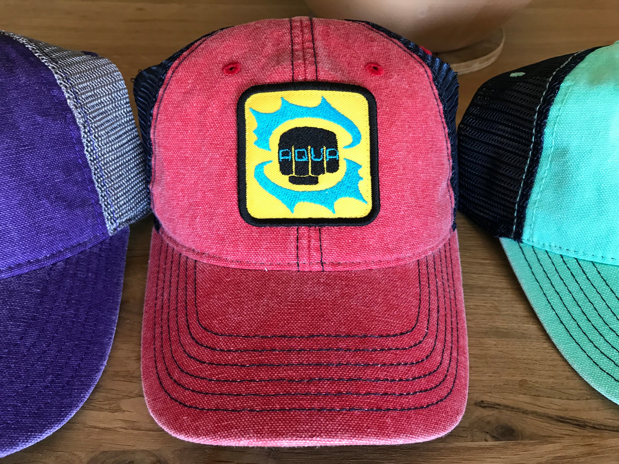 The Aqua Knuckle Hat – Open Finger Training with Aqua Knuckles